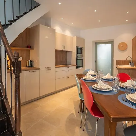 Le Bellevue ~ Parking ~ Climatisation * Carcassonne