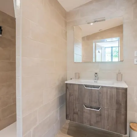 Daire Le Bellevue ~ Parking ~ Climatisation *