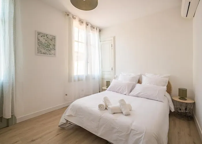 Le Bellevue ~ Parking ~ Climatisation *